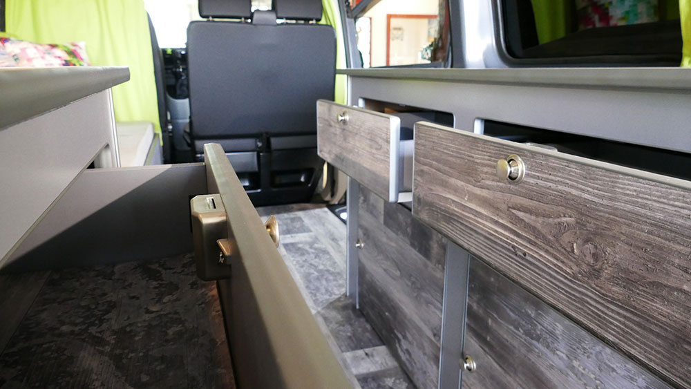 Aménagement complet par Campers Conversion - VW T6 L2H1