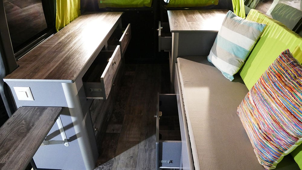 Van VW T6 L2H1 aménagé avec ensemble Bora-Bora