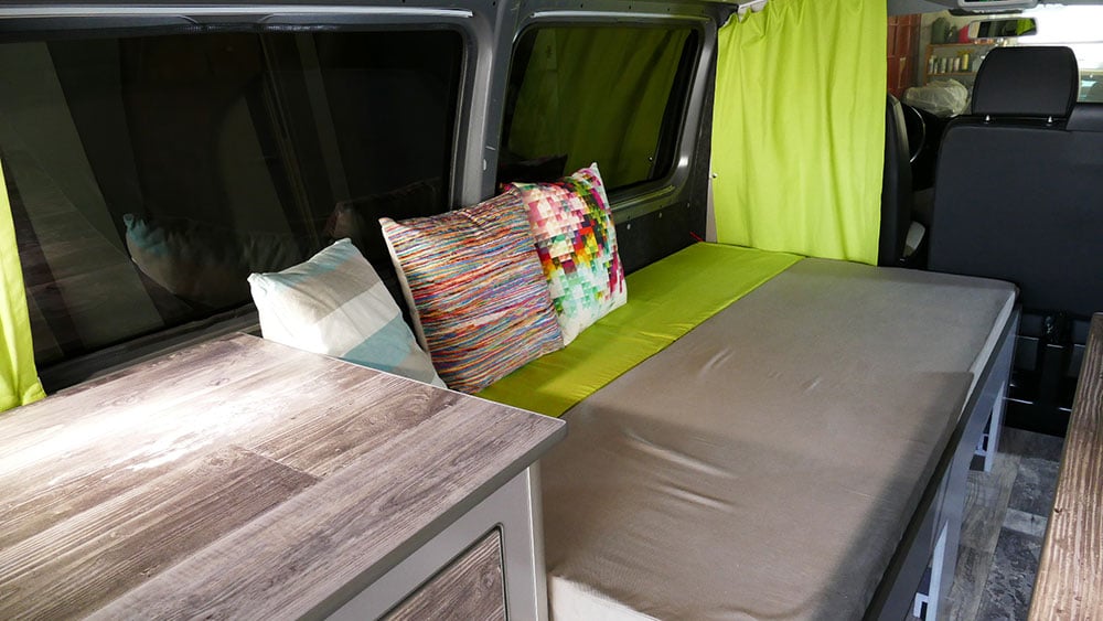 Van VW T6 L2H1 aménagé avec ensemble Bora-Bora